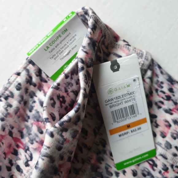 Gaiam Claire Print Matching Active Lana Bra Tank S & Whitney Capri Leggings MD - Picture 8 of 15